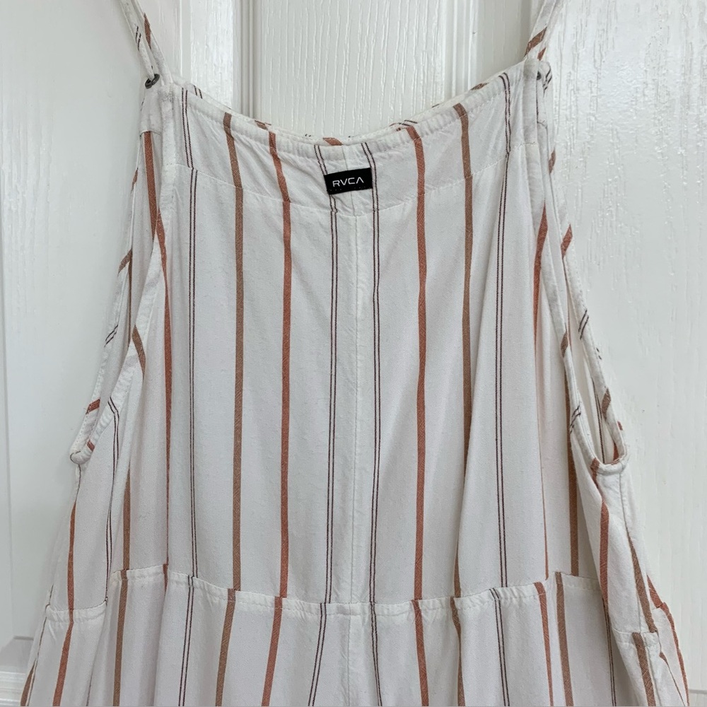 RVCA Zula Jumpsuit Overalls White Stripe Cover Up Sz M Casual Lightweight Beach - Picture 10 of 13